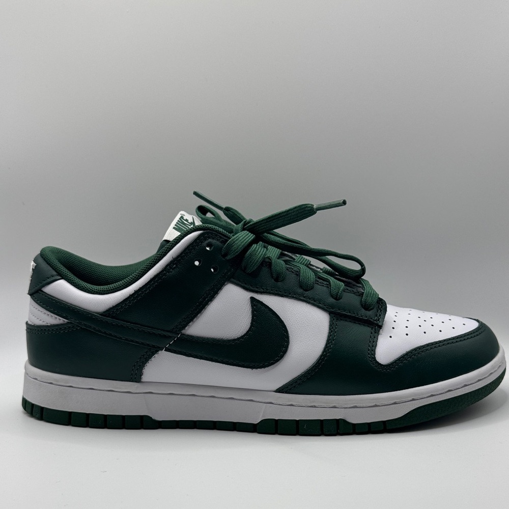 Nike Dunk Low, Michigan State Sneakers